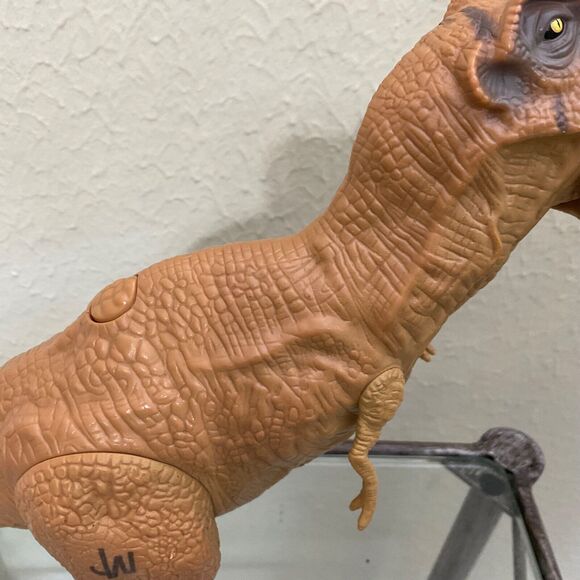2015 Jurassic World Chomping T-Rex 16” Tyrannosaurus Rex Dinosaur Toy - Picture 6 of 10